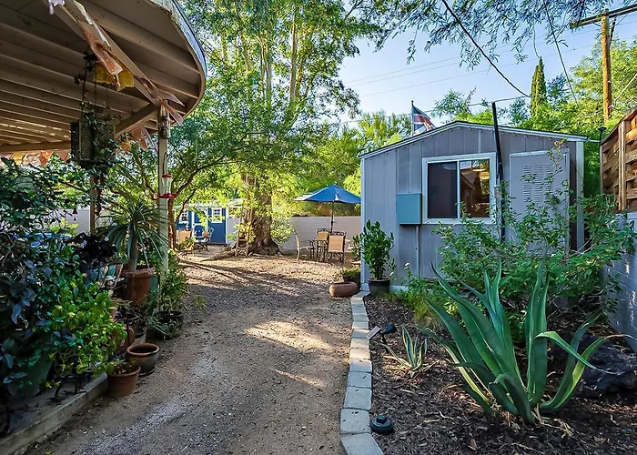 Ferienhaus Cute Peaceful Tiny House Getaway W Backyard *